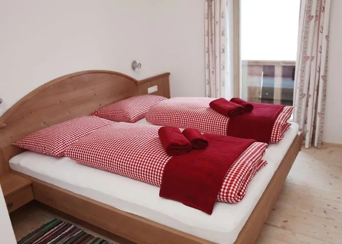 Hennleiten Huette בקתה ריית ביי קיצבוהל